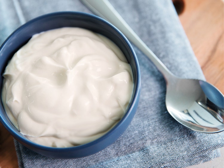 Improving yield through milk heat treatment